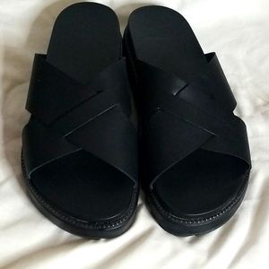Sorel Black Cross Sandals